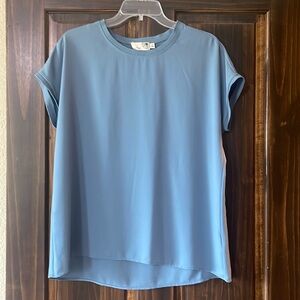 Everleigh Shirt Sleeve Dusty Blue Blouse Size Small